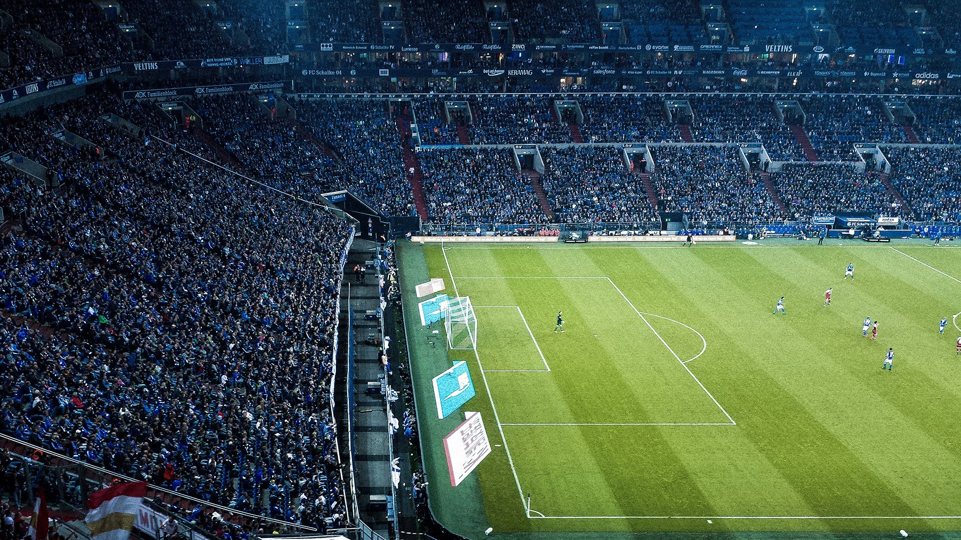 九游娱乐APP-德甲比赛激情四溢：攻守激烈，精彩不断！，德甲视频集锦